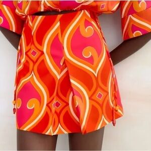 Zara Orange and Pink Patterned Short/Skirt
